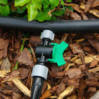 Zawór z przyłączem do taśmy kroplującej 16 mm oraz wpinką na wąż