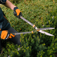 Nożyce, sekator do cięcia żywopłotu z ostrzem prostym